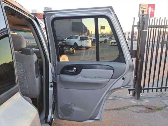 2004 GMC Envoy SLE