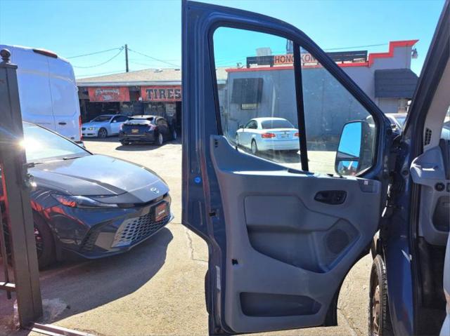 2019 Ford Transit Extended Length w/Sliding Side Door w/LWB