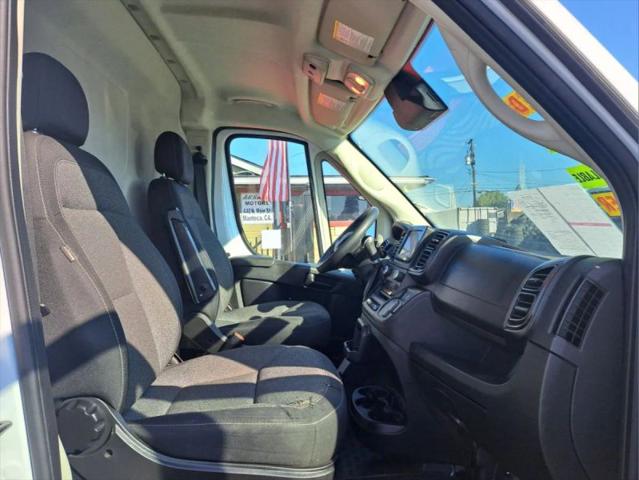 2022 Ram ProMaster 2500 Cargo Van Low Roof 136 WB