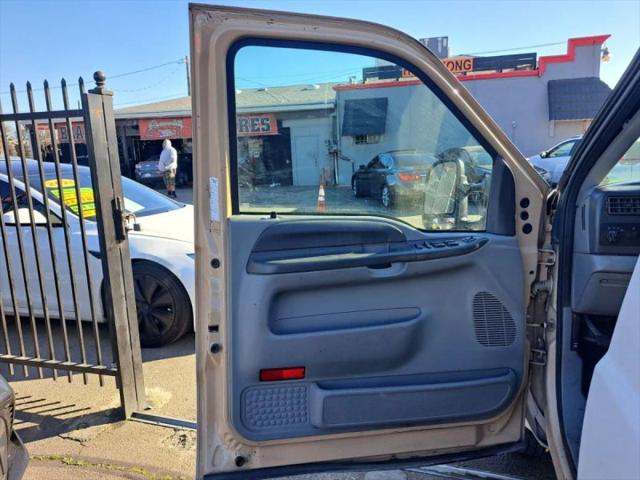 2002 Ford F-350 Base