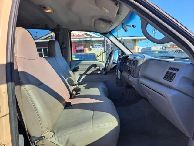 2002 Ford F-350 Base
