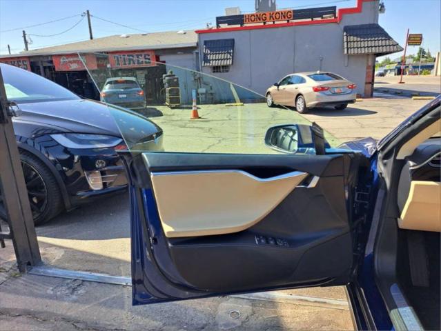 2016 Tesla Model S 90D