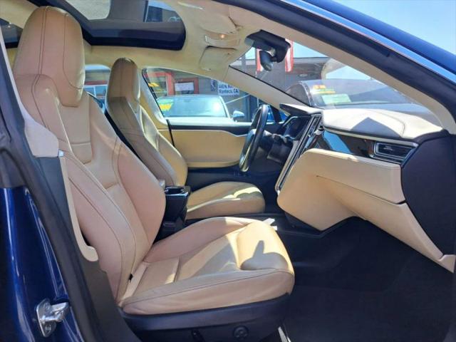 2016 Tesla Model S 90D