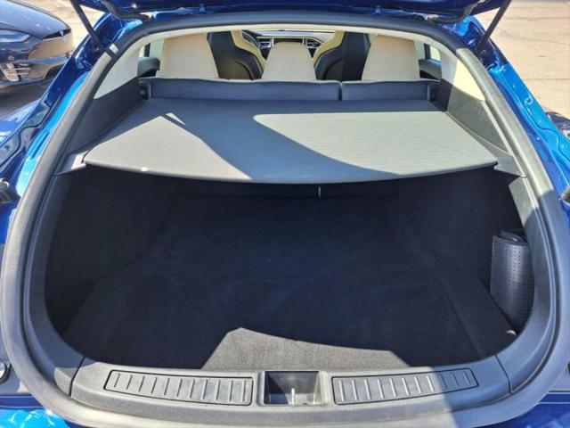 2016 Tesla Model S 90D