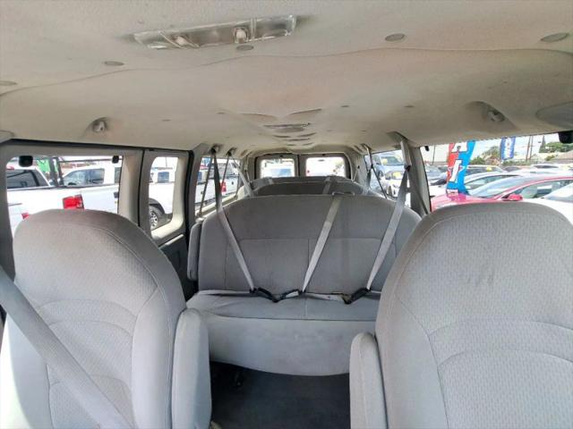 2008 Ford E-350 Super Duty XLT
