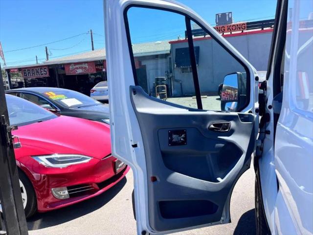 2018 Ford Transit Extended Length w/Sliding Side Door w/LWB