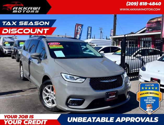 2022 Chrysler Pacifica Touring L for sale in Manteca, CA
