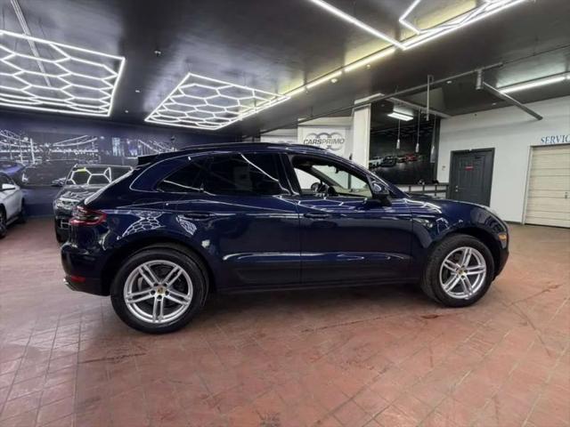2018 Porsche Macan Base