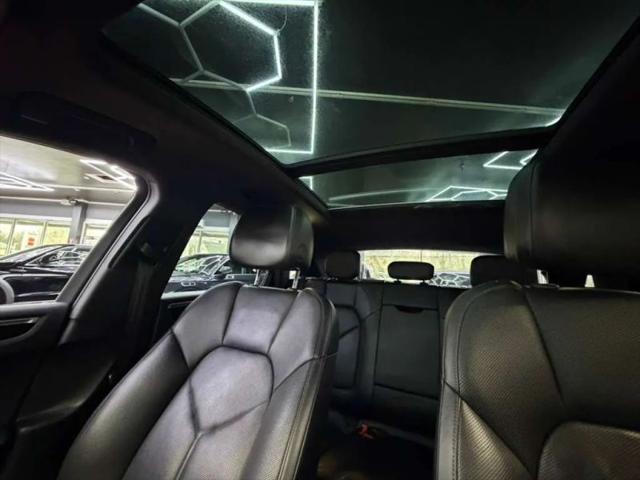2018 Porsche Macan Base