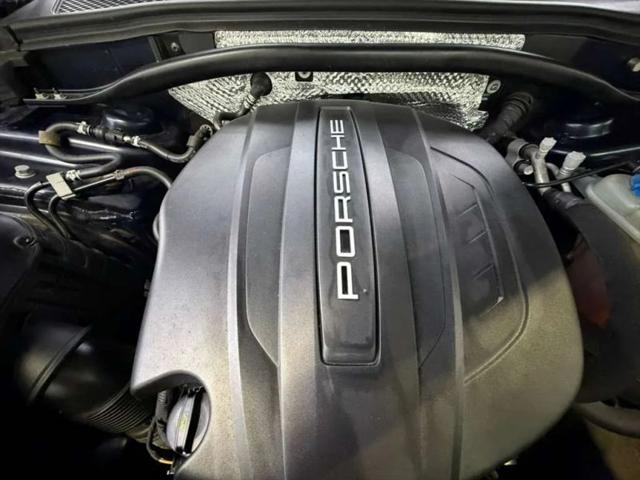 2018 Porsche Macan Base