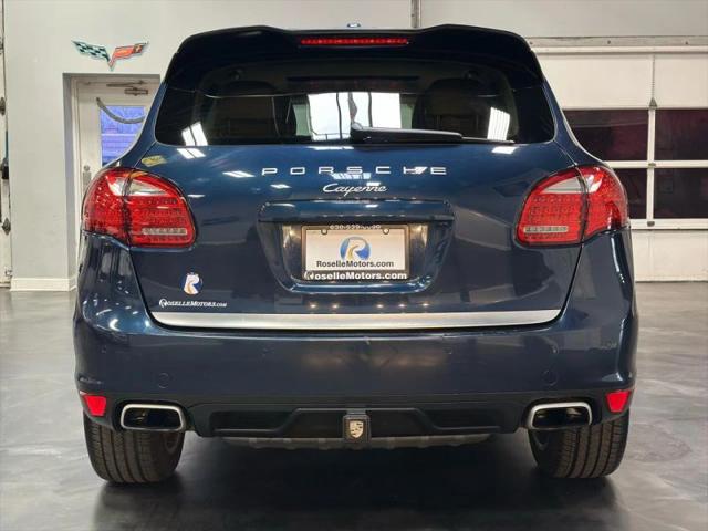 2011 Porsche Cayenne Base