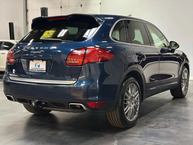 2011 Porsche Cayenne Base