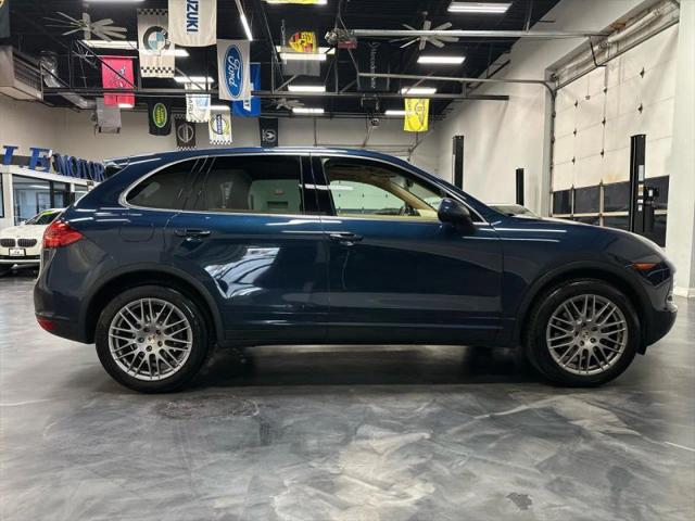 2011 Porsche Cayenne Base