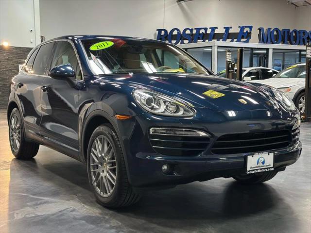 2011 Porsche Cayenne Base