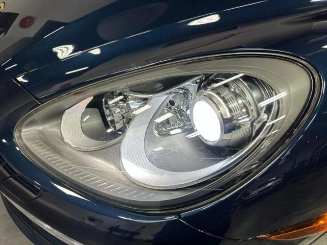 2011 Porsche Cayenne Base