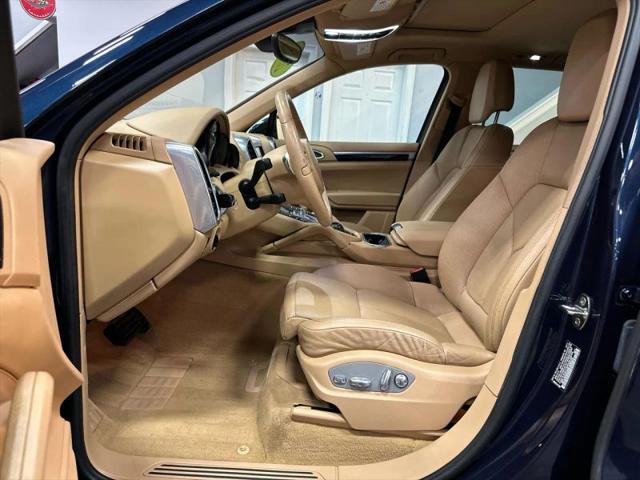 2011 Porsche Cayenne Base