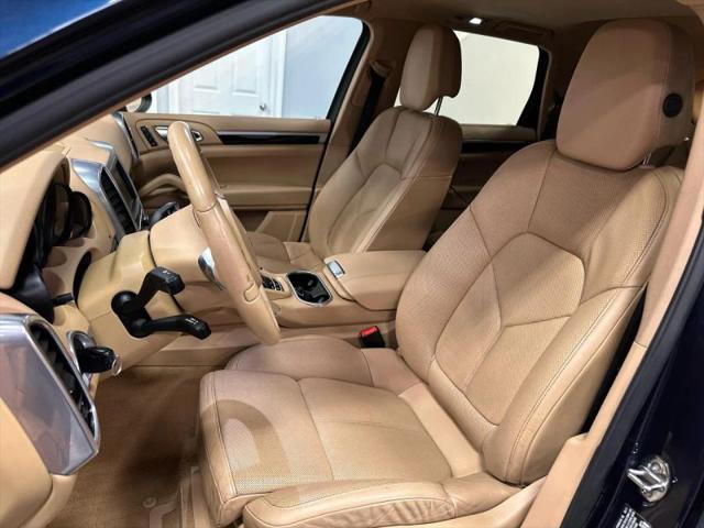 2011 Porsche Cayenne Base