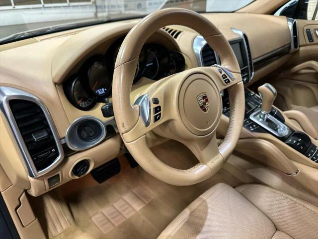 2011 Porsche Cayenne Base