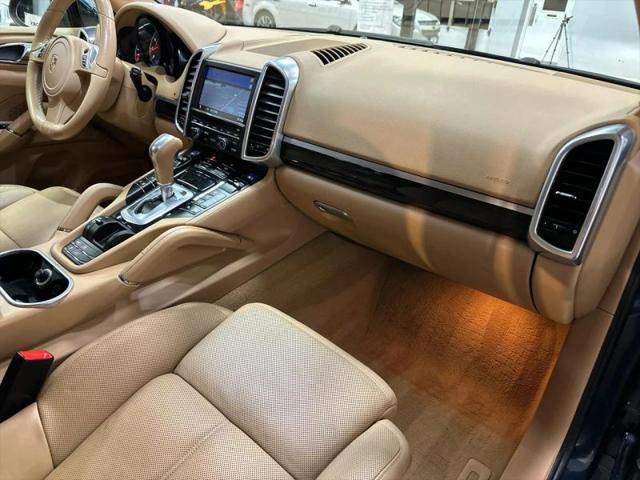 2011 Porsche Cayenne Base