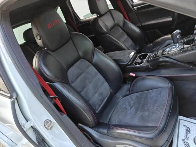 2013 Porsche Cayenne GTS