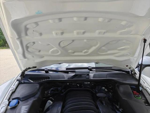 2013 Porsche Cayenne GTS