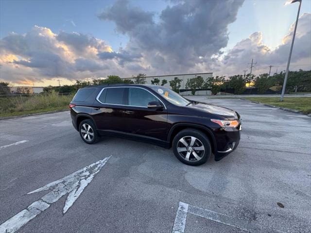2021 Chevrolet Traverse FWD LT Leather for sale in Miami, FL