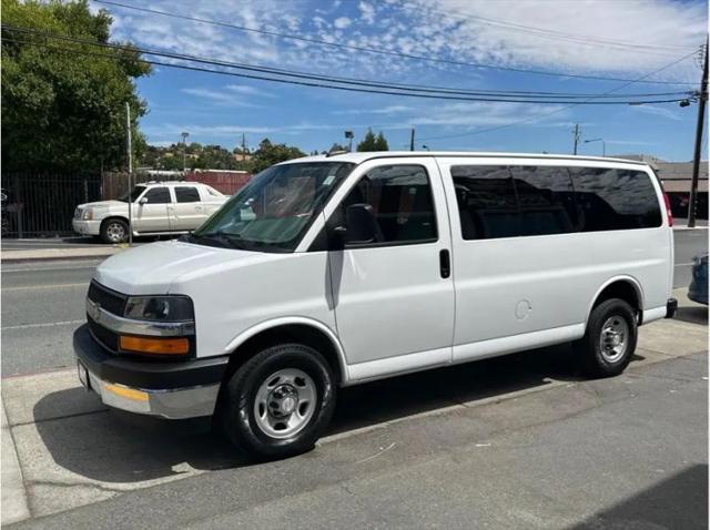 2017 Chevrolet Express LT