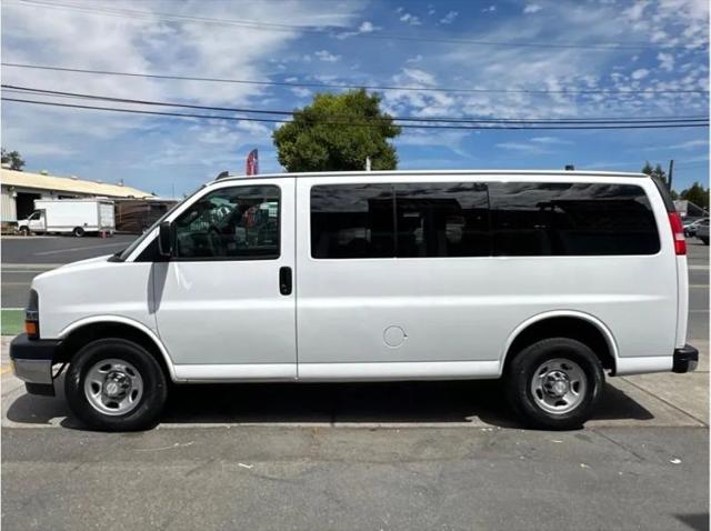 2017 Chevrolet Express LT