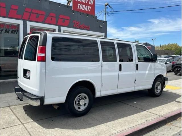 2017 Chevrolet Express LT