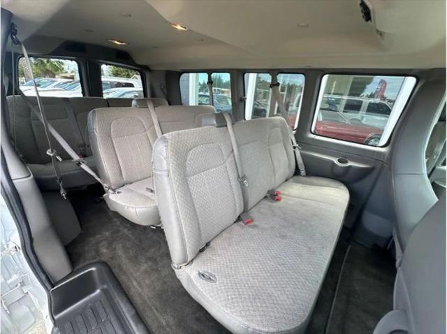 2017 Chevrolet Express LT