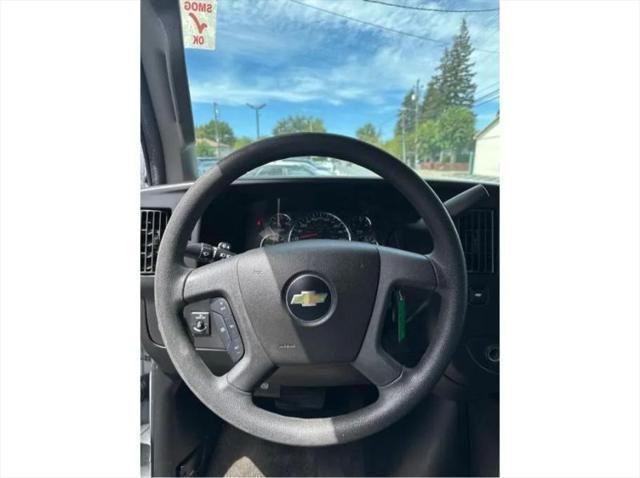 2017 Chevrolet Express LT