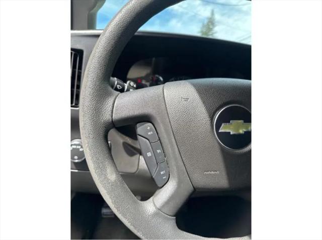 2017 Chevrolet Express LT