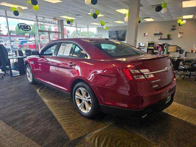 2018 Ford Taurus SEL