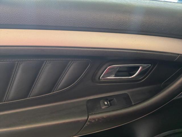 2018 Ford Taurus SEL