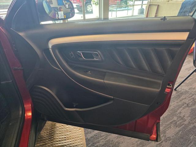 2018 Ford Taurus SEL