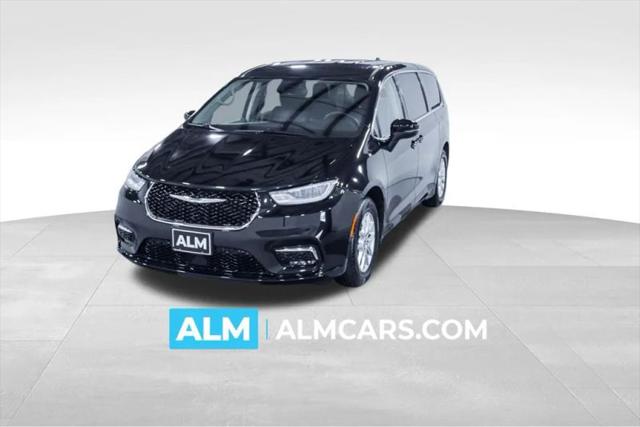 2023 Chrysler Pacifica Touring L for sale in Union City, GA