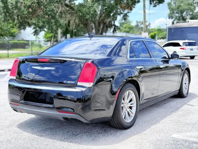 2016 Chrysler 300 300C