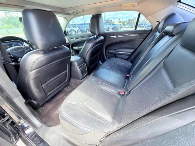 2016 Chrysler 300 300C