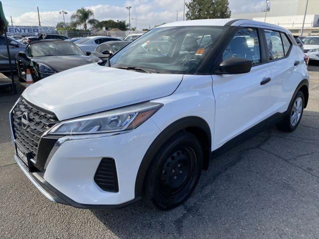 2024 Nissan Kicks S Xtronic CVT