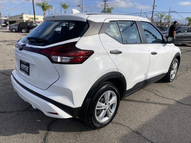 2024 Nissan Kicks S Xtronic CVT