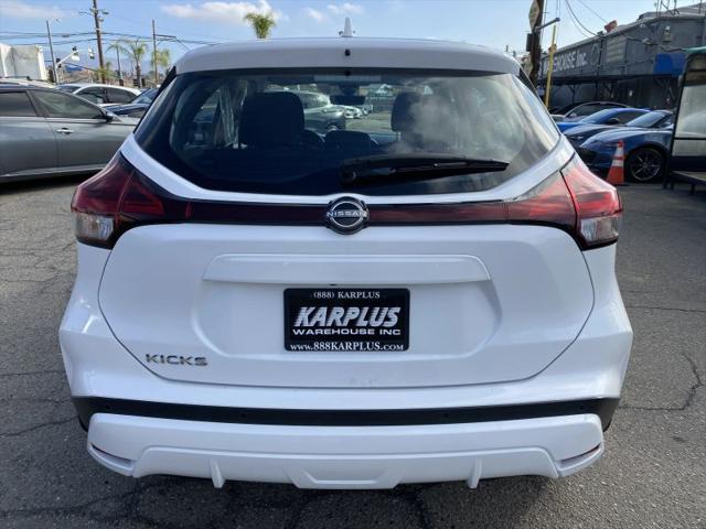 2024 Nissan Kicks S Xtronic CVT