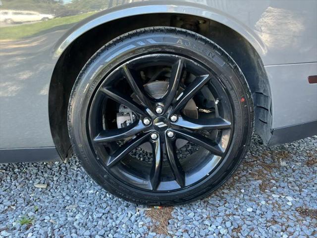 2017 Dodge Challenger R/T Plus