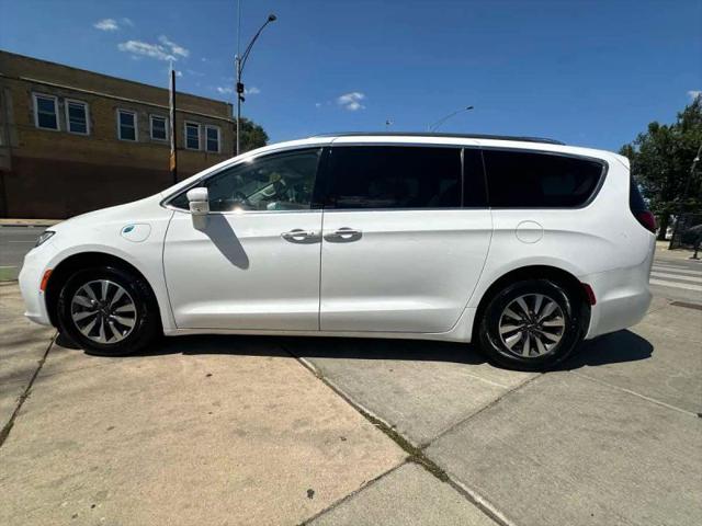 2021 Chrysler Pacifica Hybrid Touring L