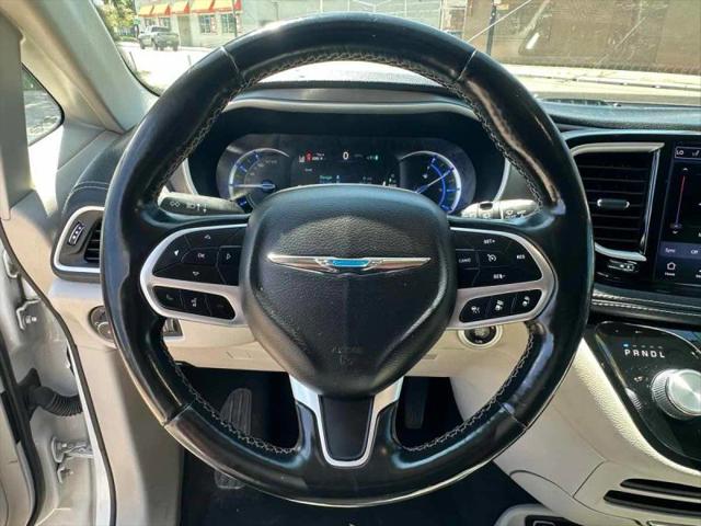 2021 Chrysler Pacifica Hybrid Touring L