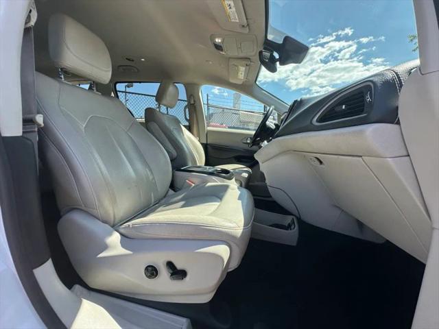 2021 Chrysler Pacifica Hybrid Touring L