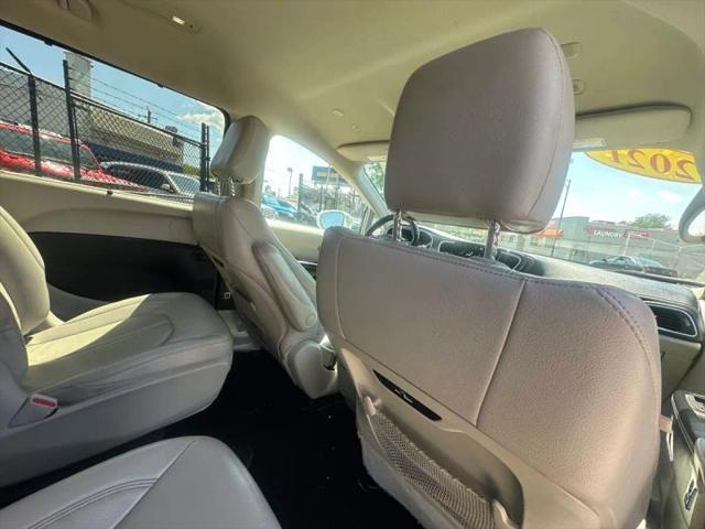 2021 Chrysler Pacifica Hybrid Touring L