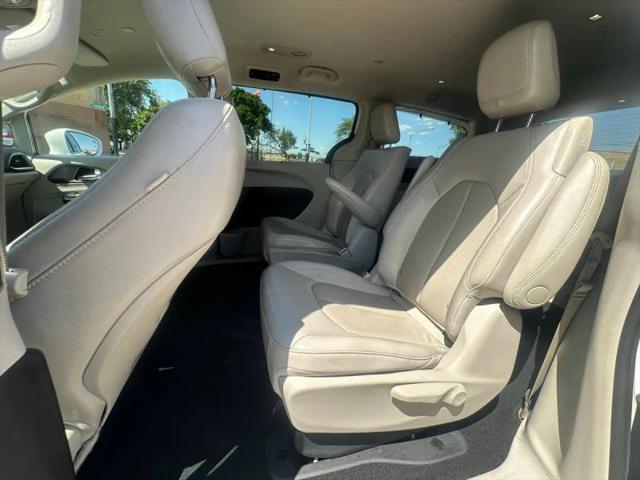 2021 Chrysler Pacifica Hybrid Touring L
