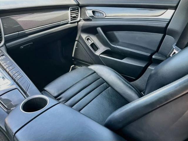2015 Porsche Panamera GTS