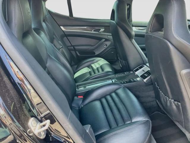 2015 Porsche Panamera GTS