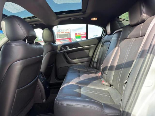 2013 Lincoln MKS Base